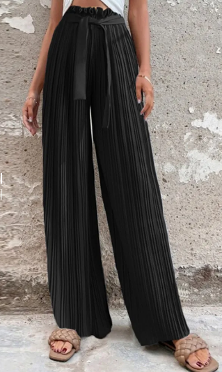 Women's Pleated Wide-leg Pants - The Fashion Unicorn