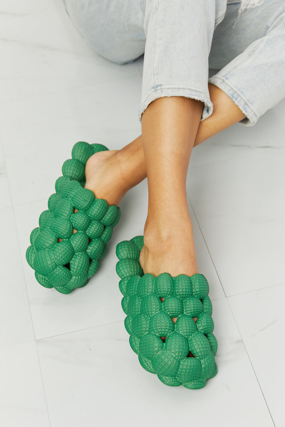 NOOK JOI Laid Back Bubble Slides in Green - The Fashion Unicorn