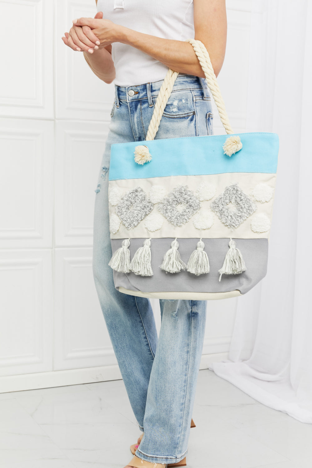 Justin Taylor In The Sand Tassle Tote Bag - The Fashion Unicorn